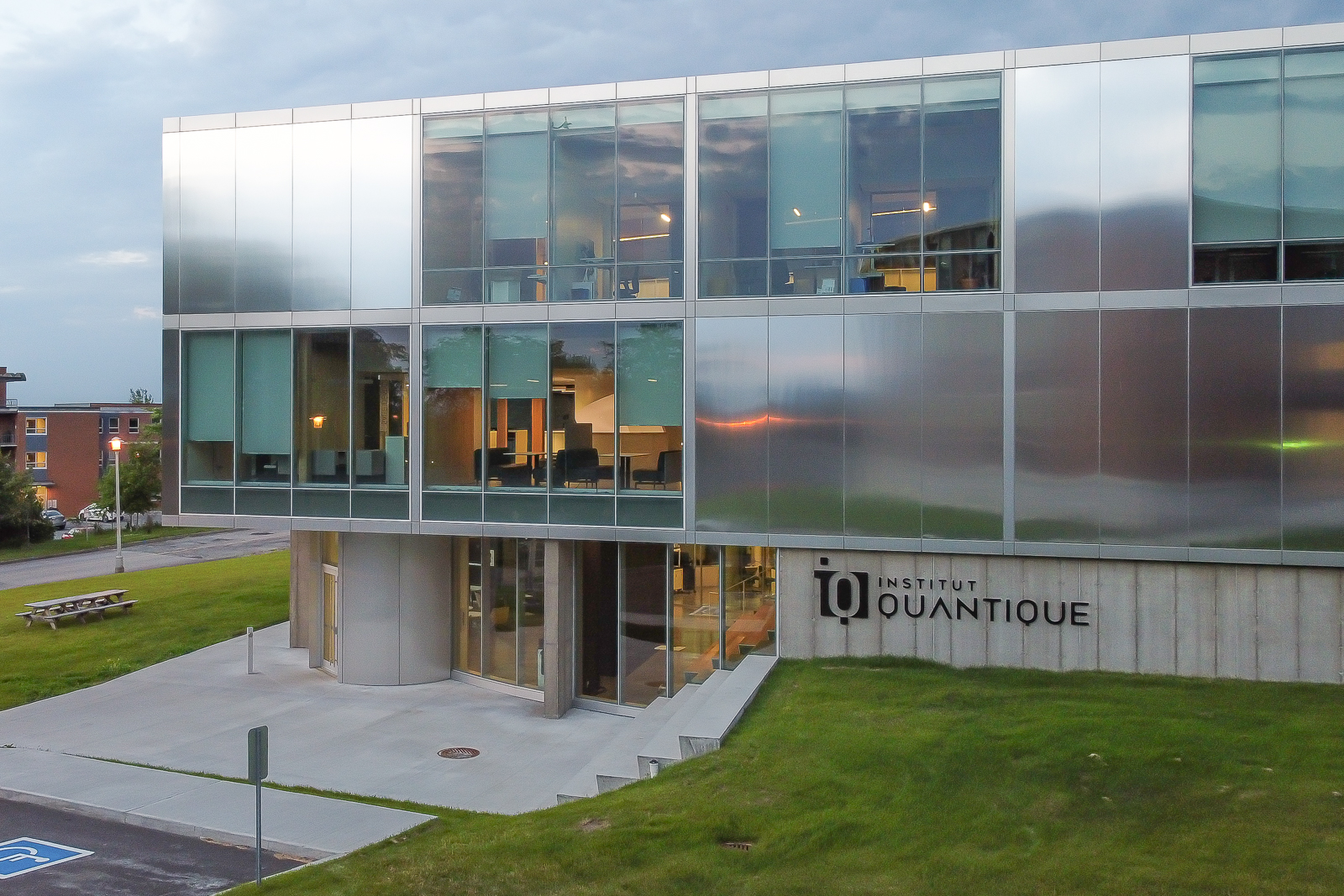 Institut quantique