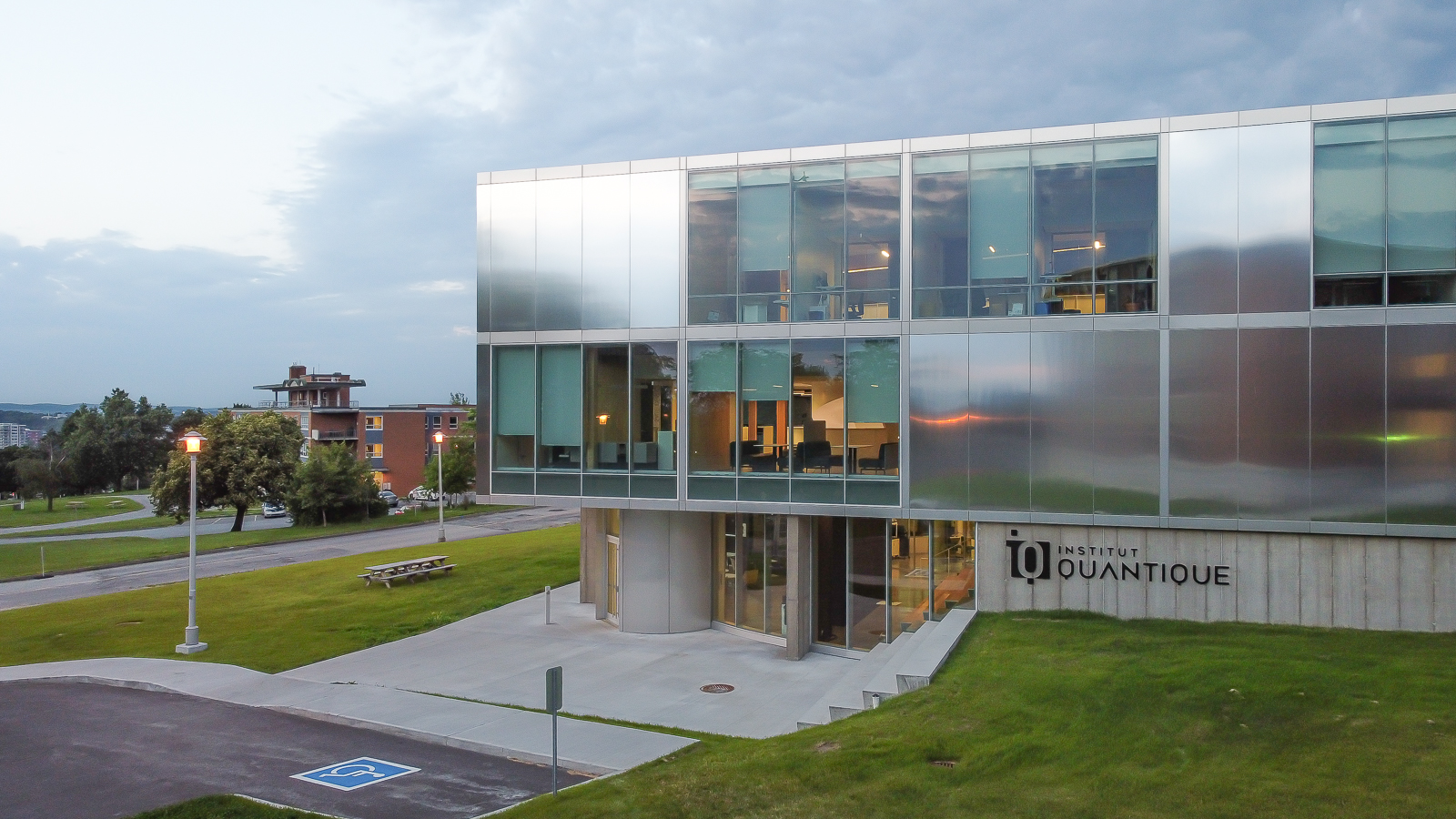 Institut quantique